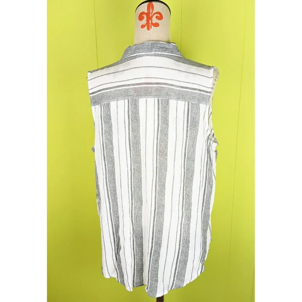 Westport 1962 Womens Sleeveless Button Up Blouse White Gray Striped Rayon EUC - Picture 4 of 9